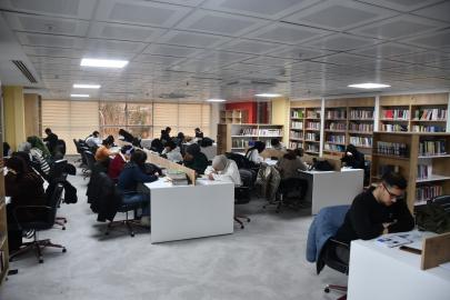 Siverek Halk Kütüphanesi hizmete açıldı