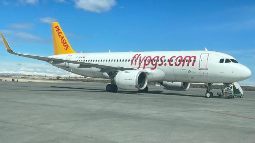 Antep'e inemeyen uçaklar Şanlıurfa'ya yönlendirildi