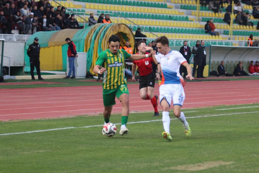 Ceylanlar üzerindeki ölü toprağı attı