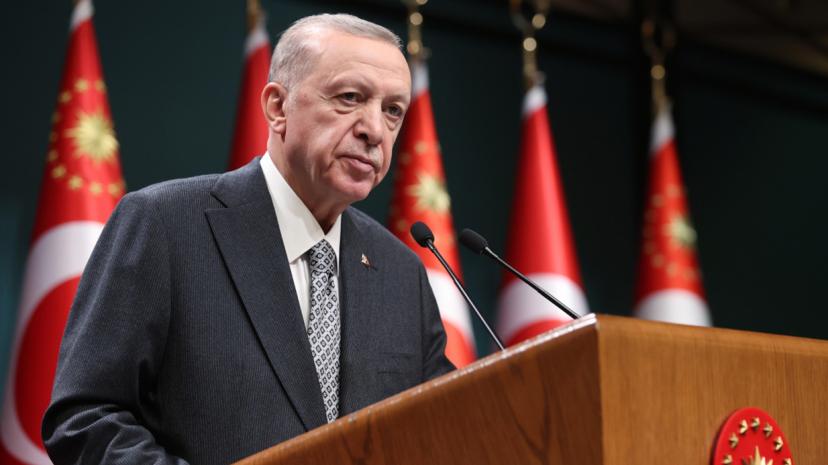 Erdoğan: Depremzedelere ev faizsiz olacak