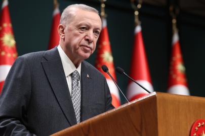 Erdoğan: Depremzedelere ev faizsiz olacak