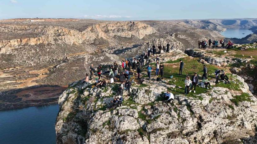 Rumkale’de bağımlılık ve şiddete karşı yürüdüler