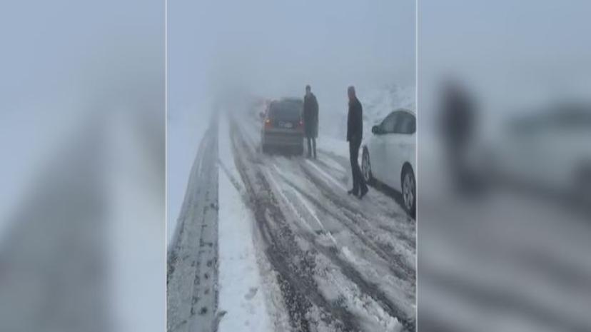 Kar yağışı ve sis, ulaşımı olumsuz etkiliyor