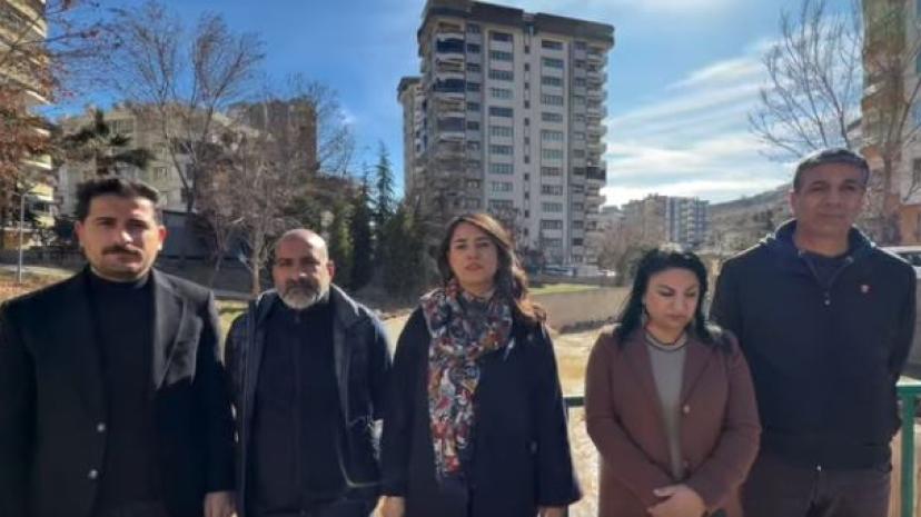 Karaköprü’deki dere ıslahı için DSİ’yi göreve davet ettiler