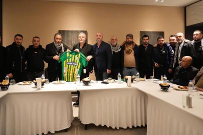 'Sahada rakip, dışarıda kardeşiz'