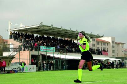 Şanlıurfa takımının maçına bayan hakem