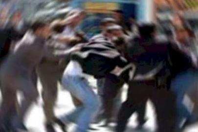 Şanlıurfa’da taşlı sopalı kavga: 1’i ağır 10 yaralı