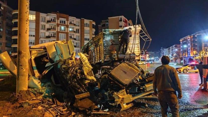 Şanlıurfalı TIR sürücüsü Balıkesir’de ölümden döndü