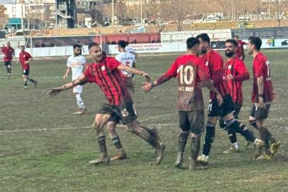 Siverek çamurdan fark çıkardı