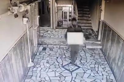 Garip hırsızlık girişimi: Önce çaldı, sonra geri bırakıp kameraya ’karışmadım’ el işaretini yaptı