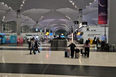 İran'daki saldırı sonrası 227 uçuş iptal edildi