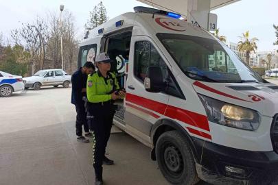 Yakıt almak isteyen iki motosiklet çarpıştı: 1 yaralı