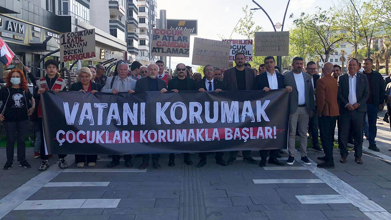 CHP’den 23 Nisan tören yeri tepkisi: “Milli bayramları kutlamak istemiyorsanız söyleyin!”